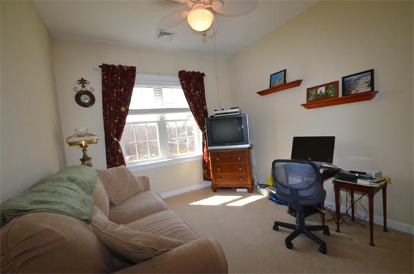 180 Chickering Road, Unit 212C North Andover, MA 01845 - Photo 13 of 22 Gallery Image 13