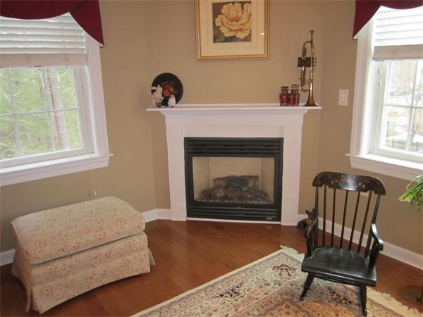 180 Chickering Road, Unit 212C North Andover, MA 01845 - Photo 3 of 22 Gallery Image 3