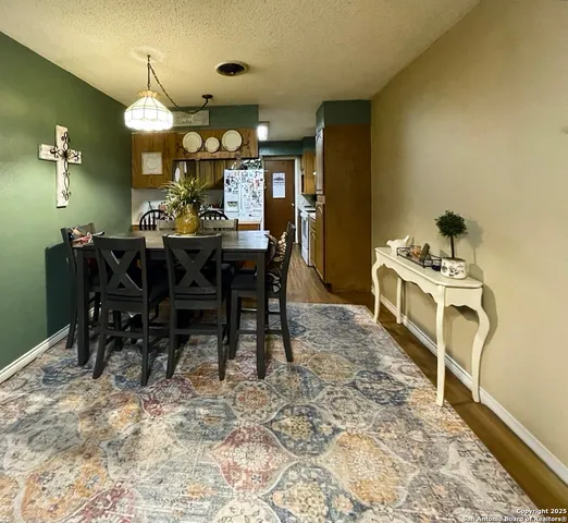 $230,000 | 1404 East Inez Street, Beeville, TX 78102