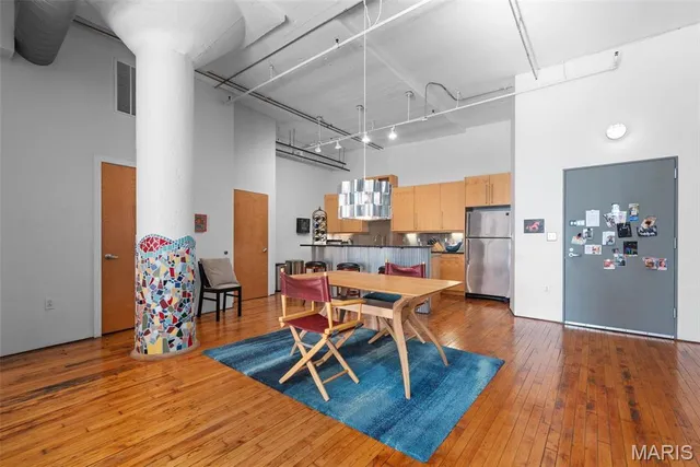 $179,000 | 1010 St Charles Street, Unit 904, St. Louis, MO 63101