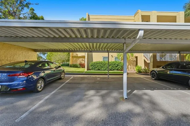 $229,000 | 225 Country Club Drive, Unit E252, Largo, FL 33771