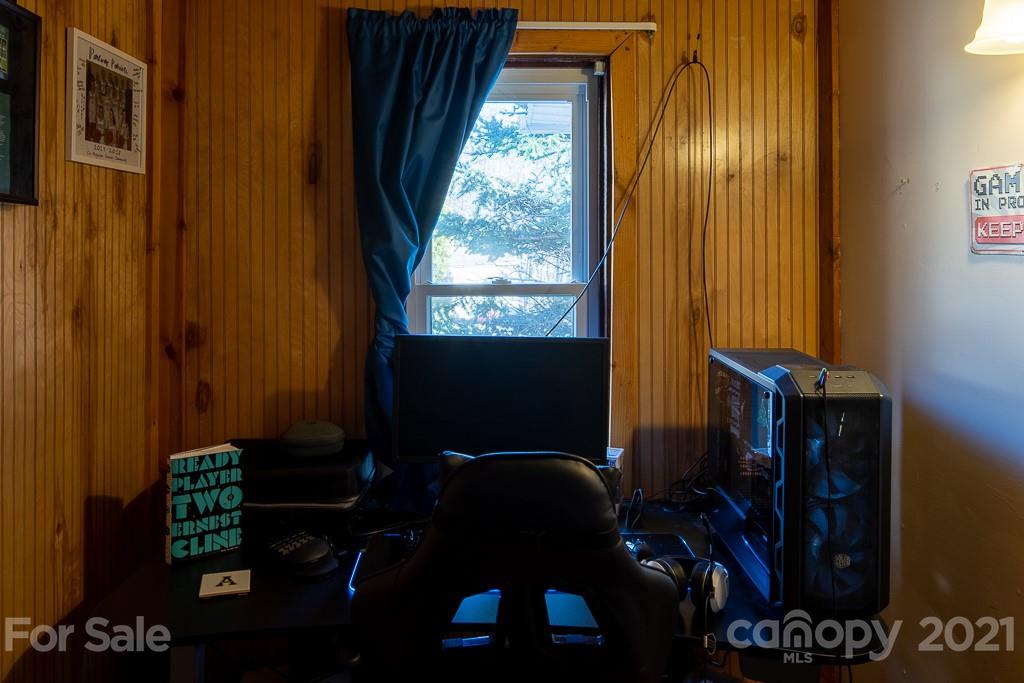 1321 Orchard Road Deep Gap, NC 28618 - Photo 8 of 40 a living room with furniture and a window