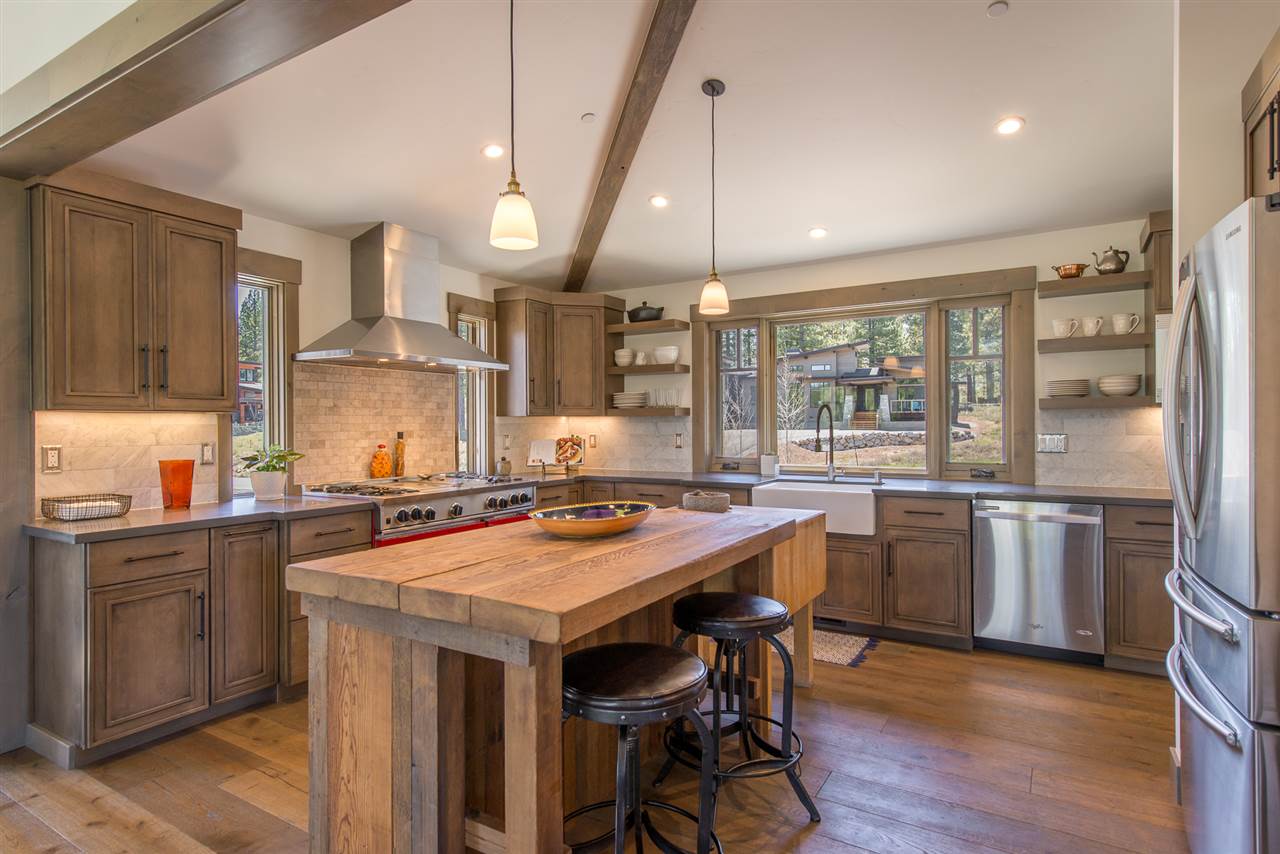 11170 Henness Road Truckee, CA 96161 - Photo 8 of 21 Gallery Image 8