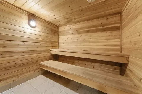 $159,900 | 4371 Wilshire Boulevard, Unit B203, Mound, MN 55364