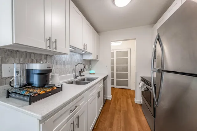 $169,900 | 4371 Wilshire Boulevard, Unit B203, Mound, MN 55364