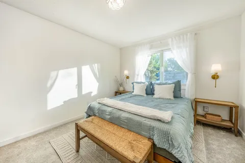 $159,900 | 4371 Wilshire Boulevard, Unit B203, Mound, MN 55364