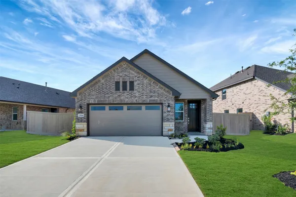 $284,875 | 29506 Pondview Drive, Waller, TX 77484