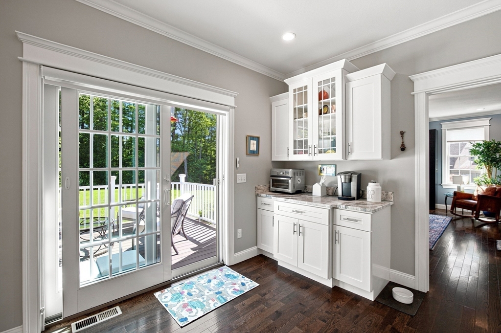 28 Ridge View Road Northampton, MA 01062 - Photo 18 of 38 Gallery Image 18