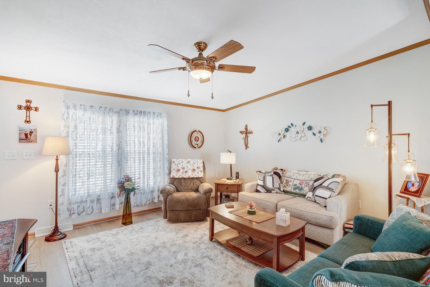 902 Oak Ridge Terrace Whiting, NJ 08759 - Photo 6 of 33