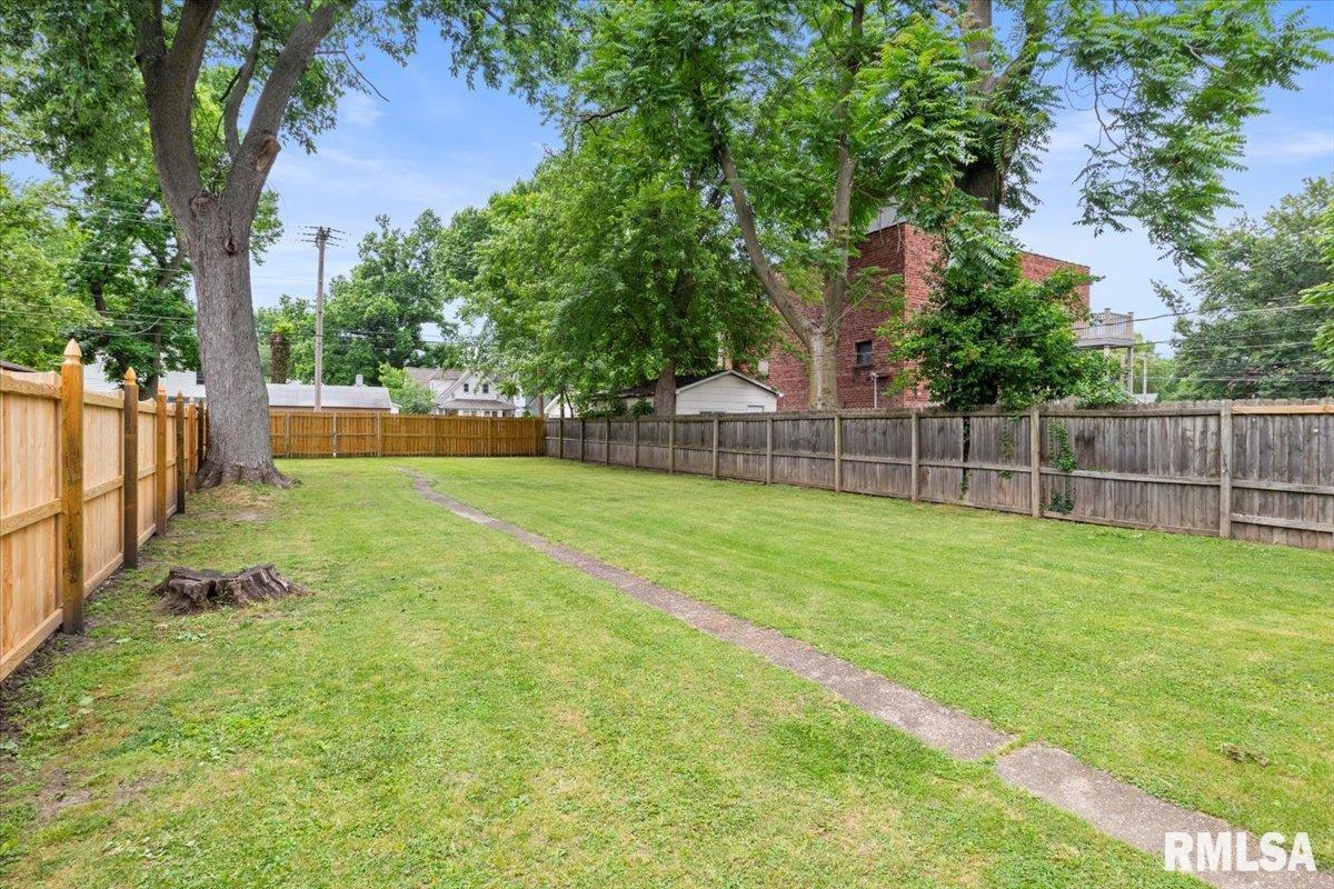 109 South State Street Springfield, IL 62704 - Photo 23 of 29