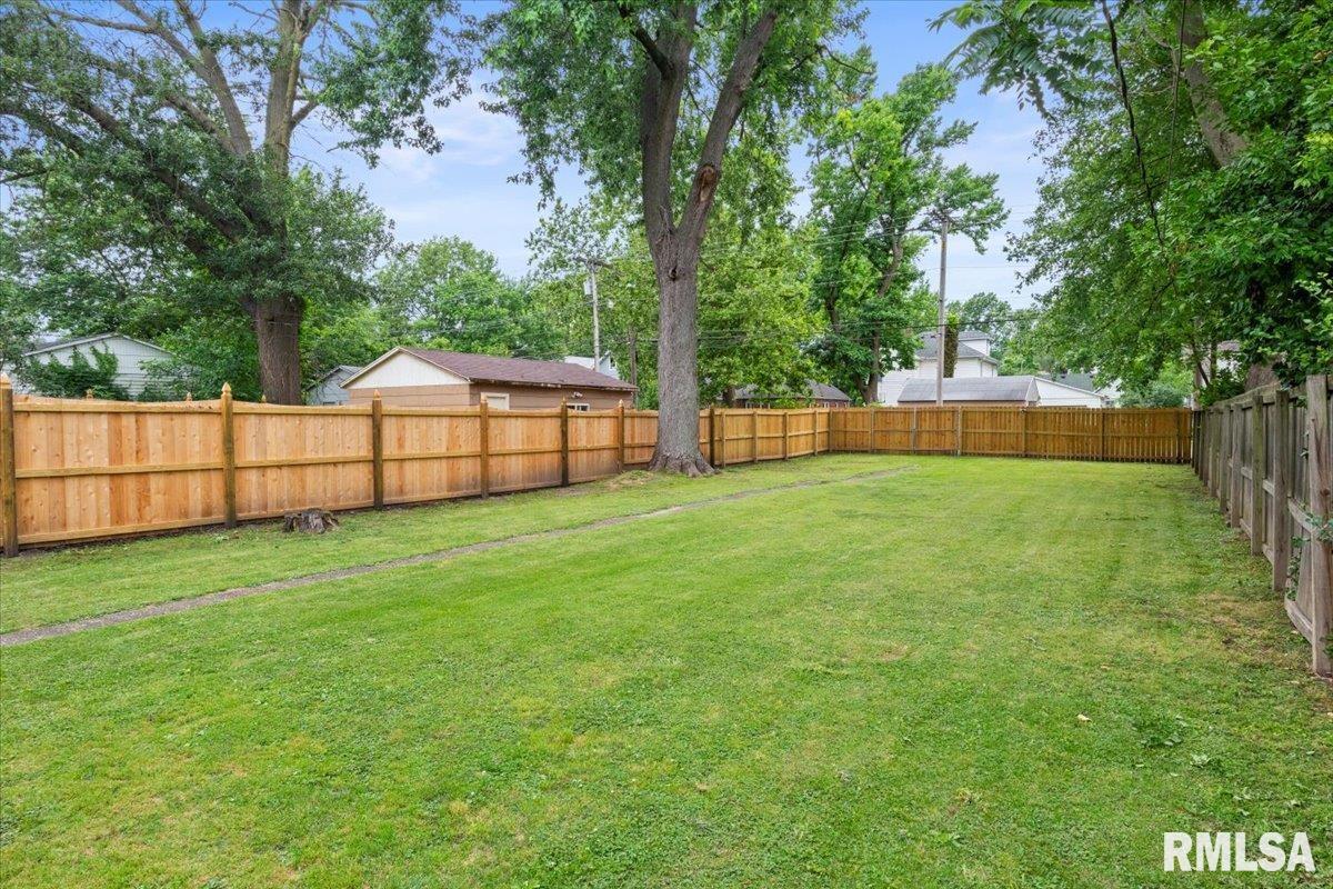109 South State Street Springfield, IL 62704 - Photo 27 of 29