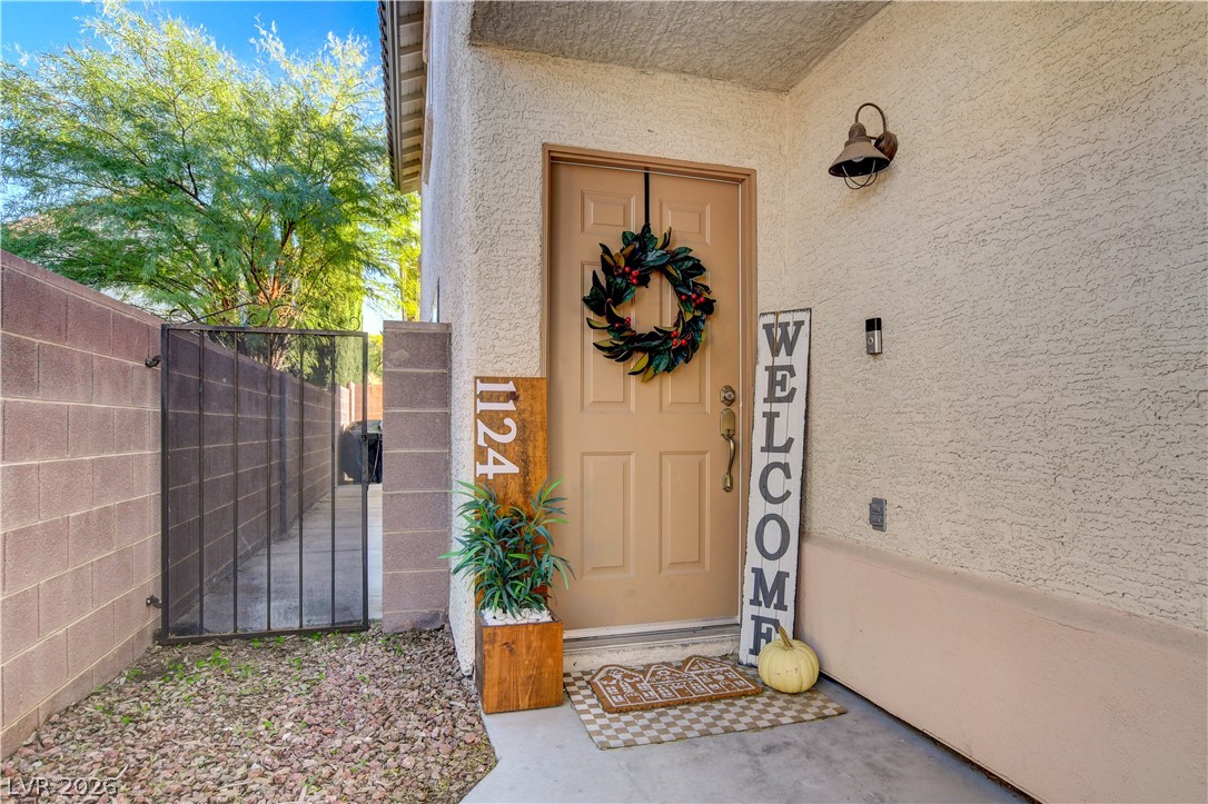 1124 Milpas Lane Las Vegas, NV 89134 - Photo 5 of 55
