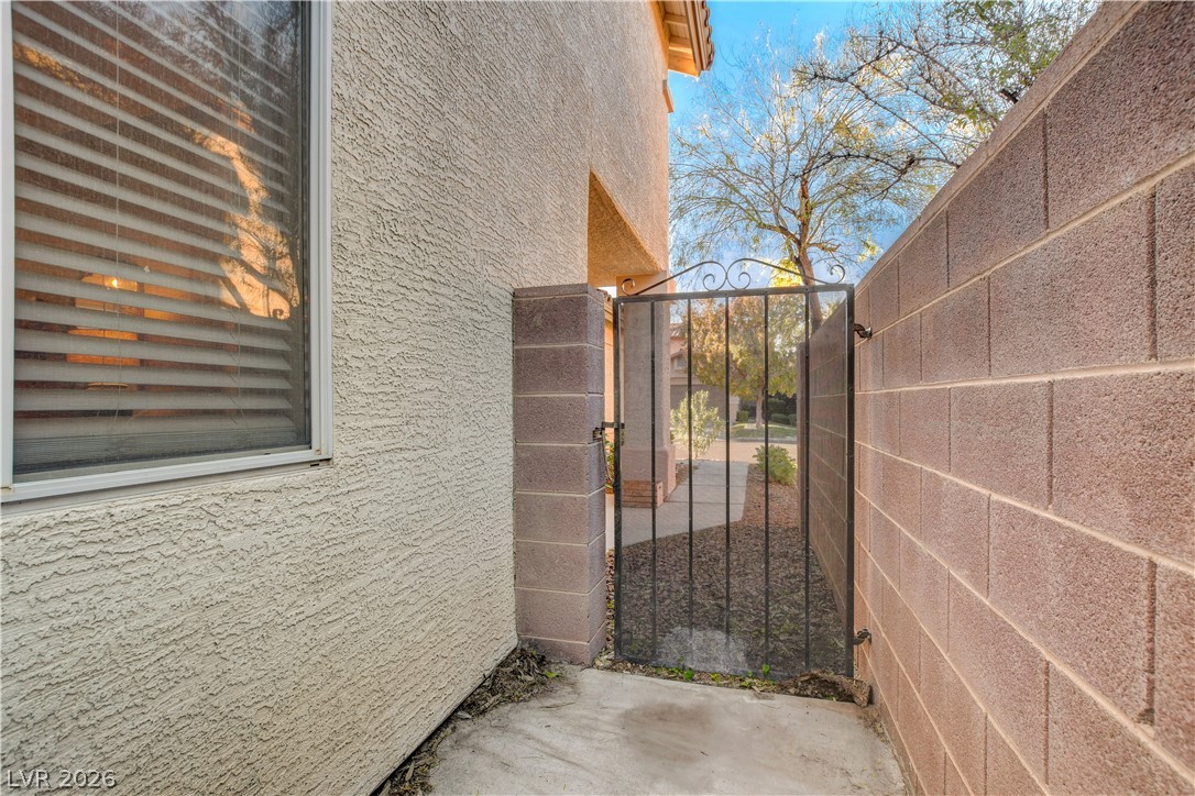 1124 Milpas Lane Las Vegas, NV 89134 - Photo 51 of 55