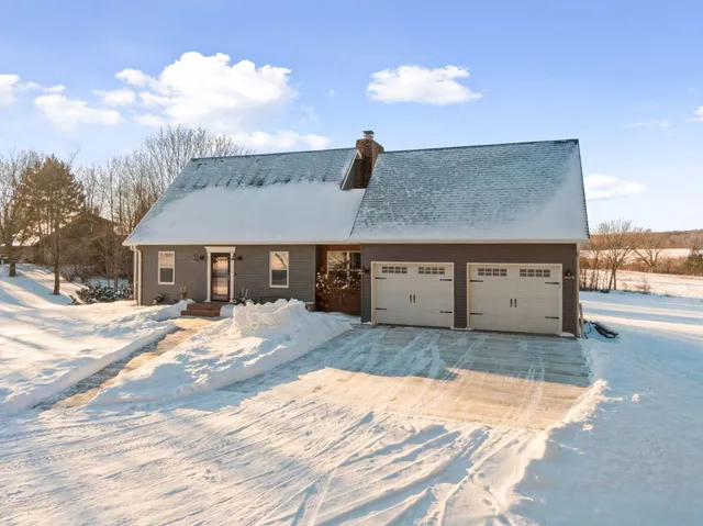 $574,900 | 30667 Melanie Way, St. Joseph, MN 56374