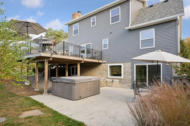 $574,900 | 30667 Melanie Way, St. Joseph, MN 56374