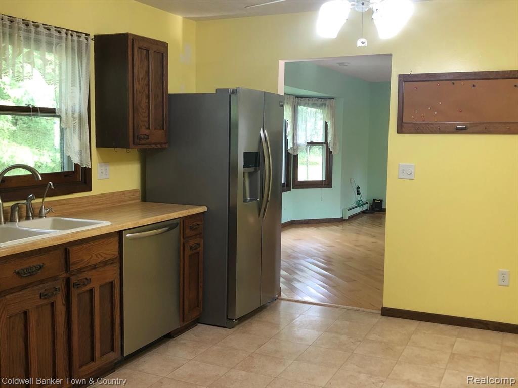 1925 Chilson Road Howell, MI 48843 - Photo 14 of 40