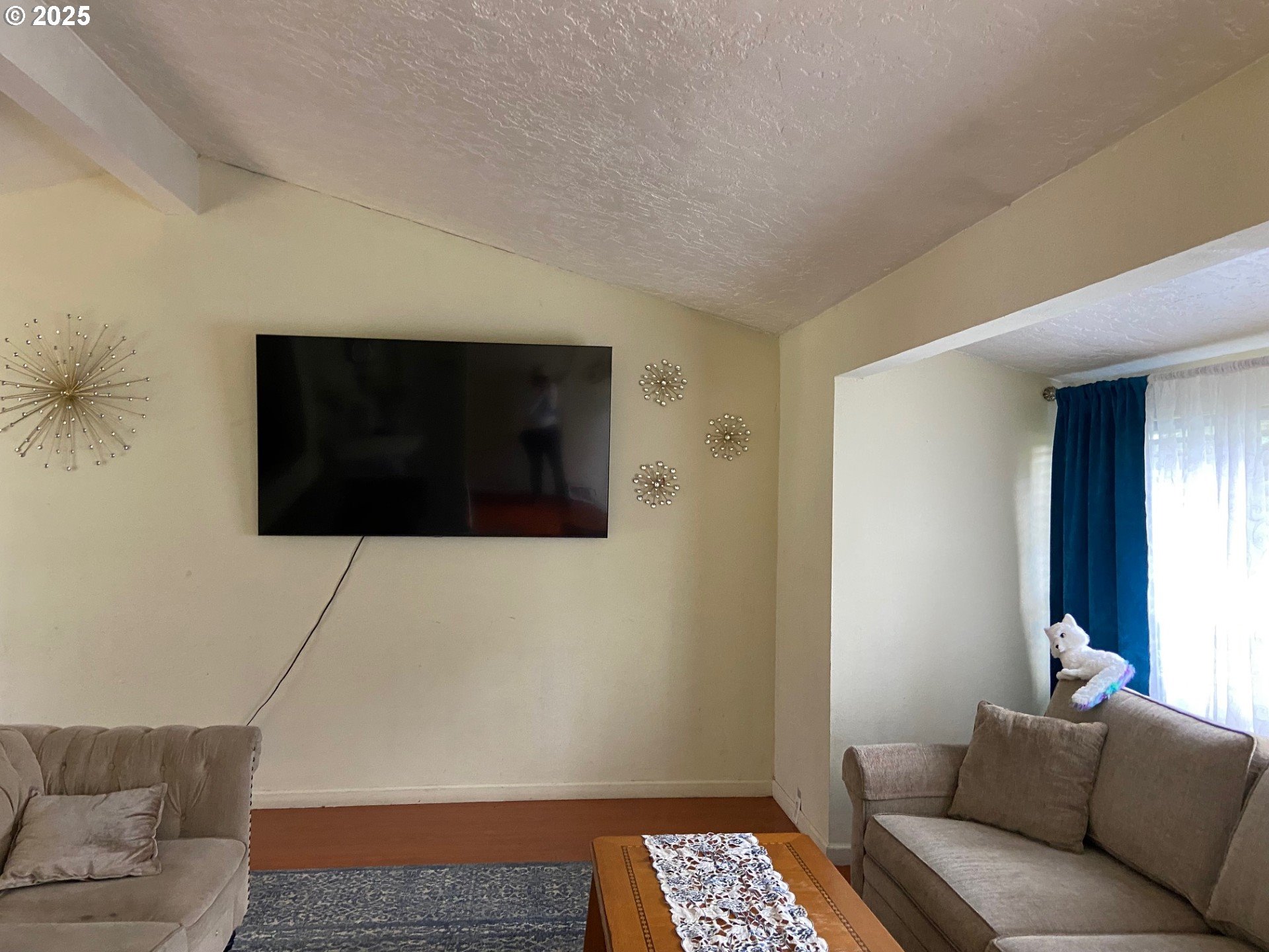14407 Southeast Stephens Street Portland, OR 97233 - Photo 2 of 20