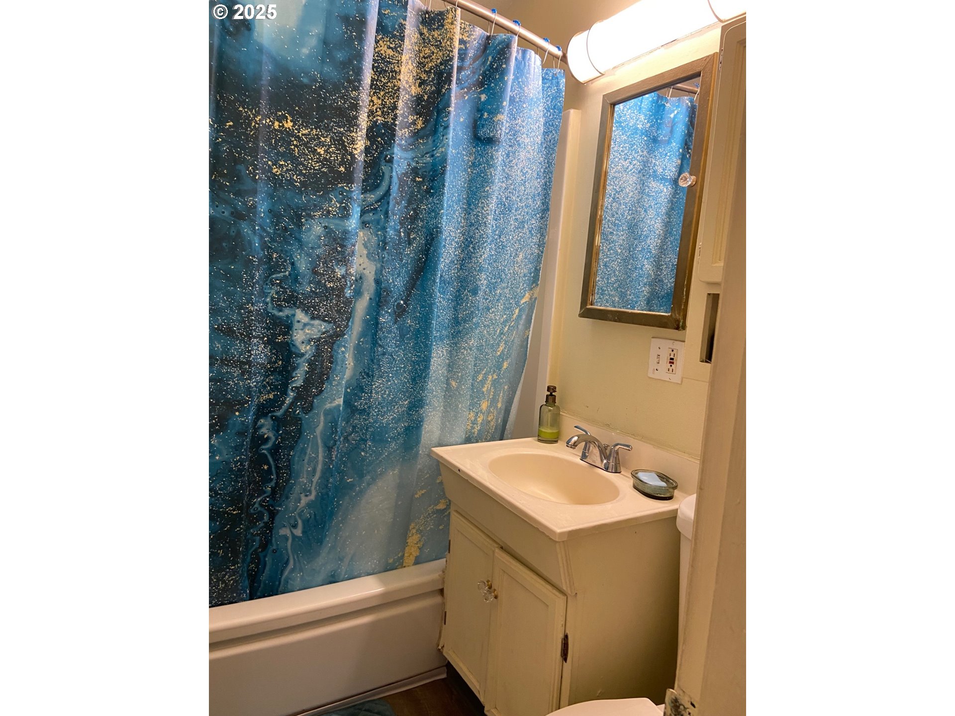 14407 Southeast Stephens Street Portland, OR 97233 - Photo 8 of 20