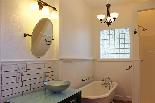 $2,000 | 1718 East Elm Road, Lakeland, FL 33801