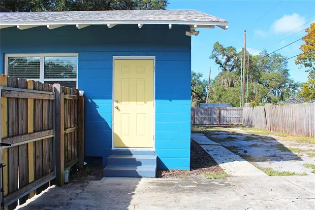 $2,000 | 1718 East Elm Road, Lakeland, FL 33801