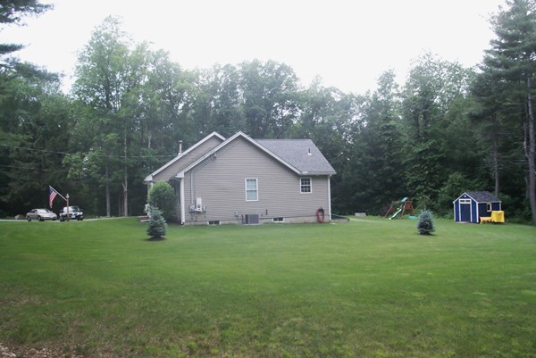 244 Charlton Road Spencer, MA 01562 - Photo 3 of 27 Gallery Image 3