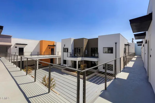 $2,150 | 1300 West Mission Boulevard, Unit 314, Pomona, CA 91766