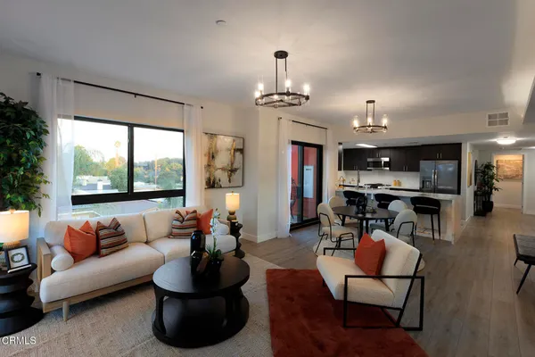 $2,150 | 1300 West Mission Boulevard, Unit 314, Pomona, CA 91766