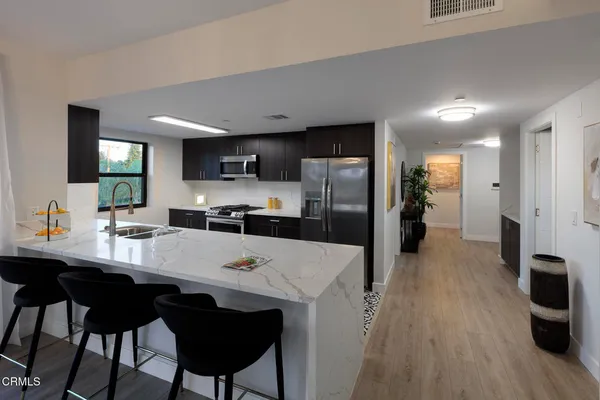 $2,150 | 1300 West Mission Boulevard, Unit 314, Pomona, CA 91766