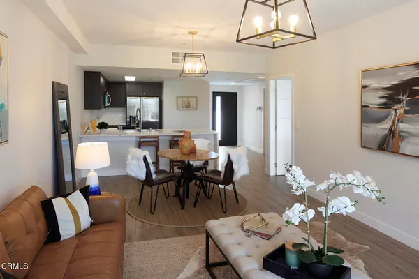 $2,150 | 1300 West Mission Boulevard, Unit 314, Pomona, CA 91766