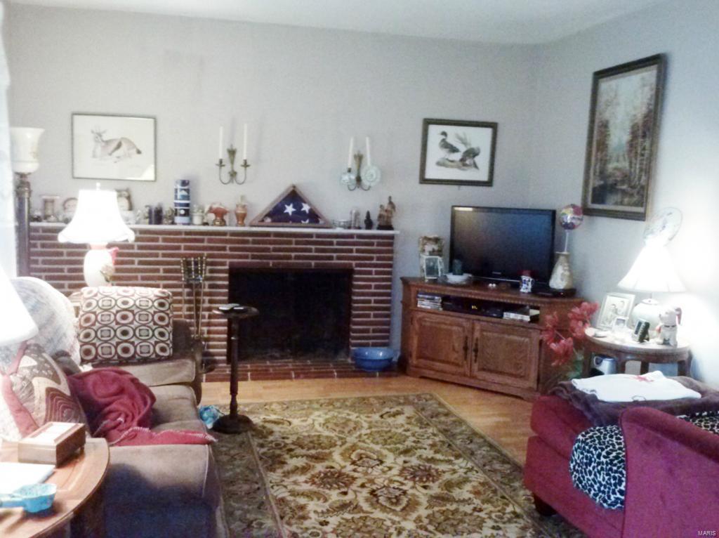2018 Brown Road St. Louis, MO 63114 - Photo 2 of 18 Gallery Image 2