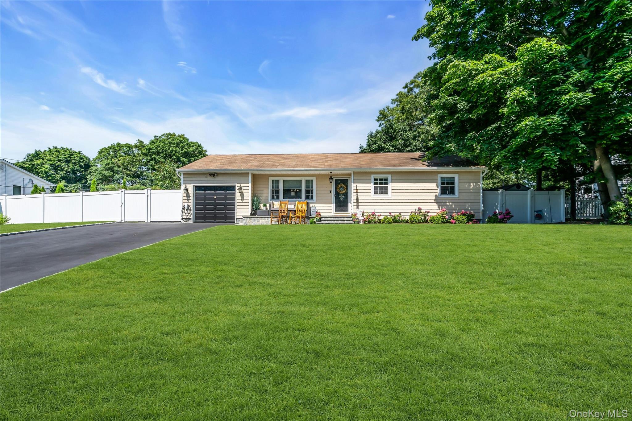 3 Lillian Road Nesconset, NY 11767 - Photo 1 of 38