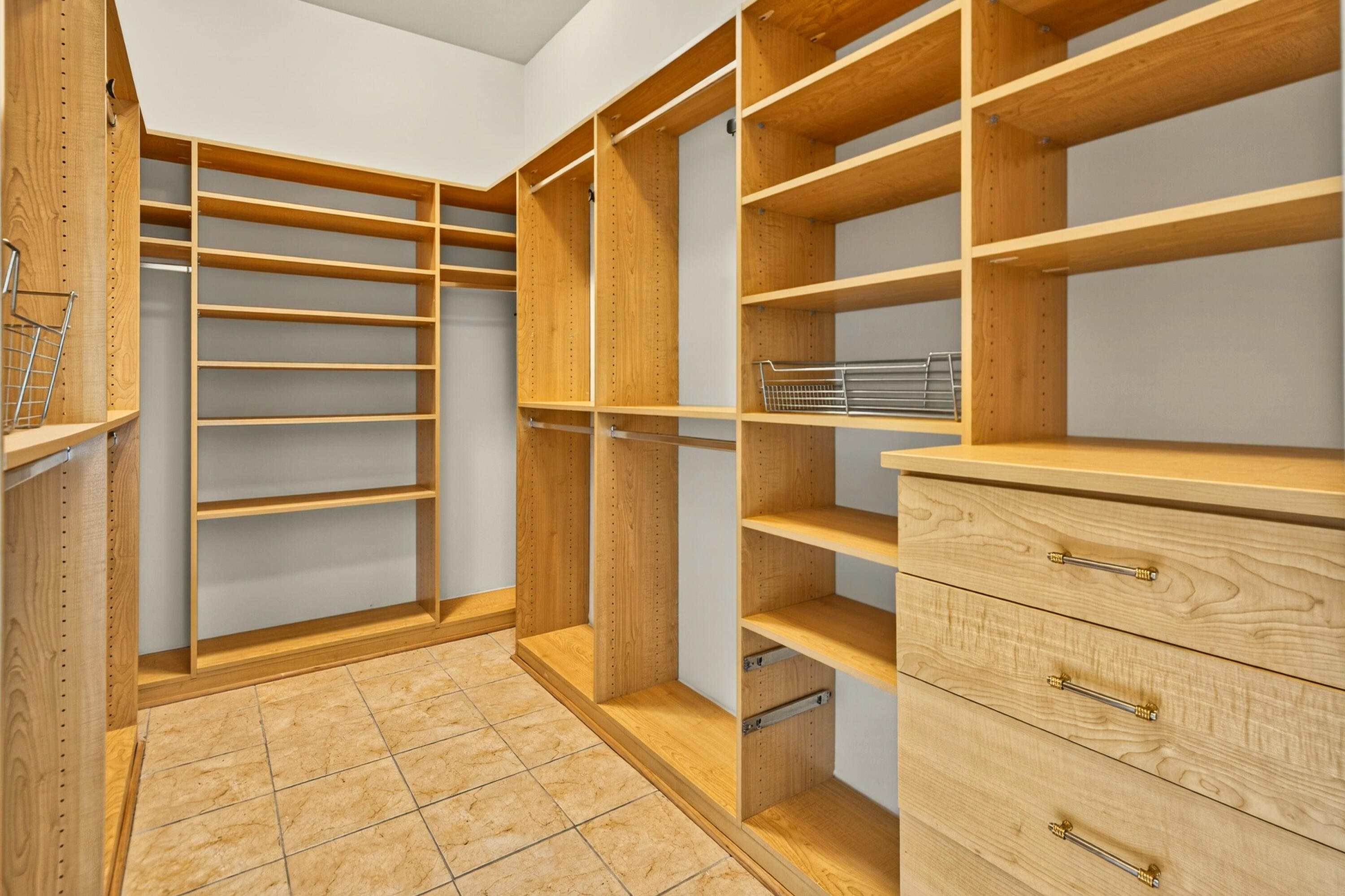 6 Queens Court Rancho Mirage, CA 92270 - Photo 26 of 28 Queens21