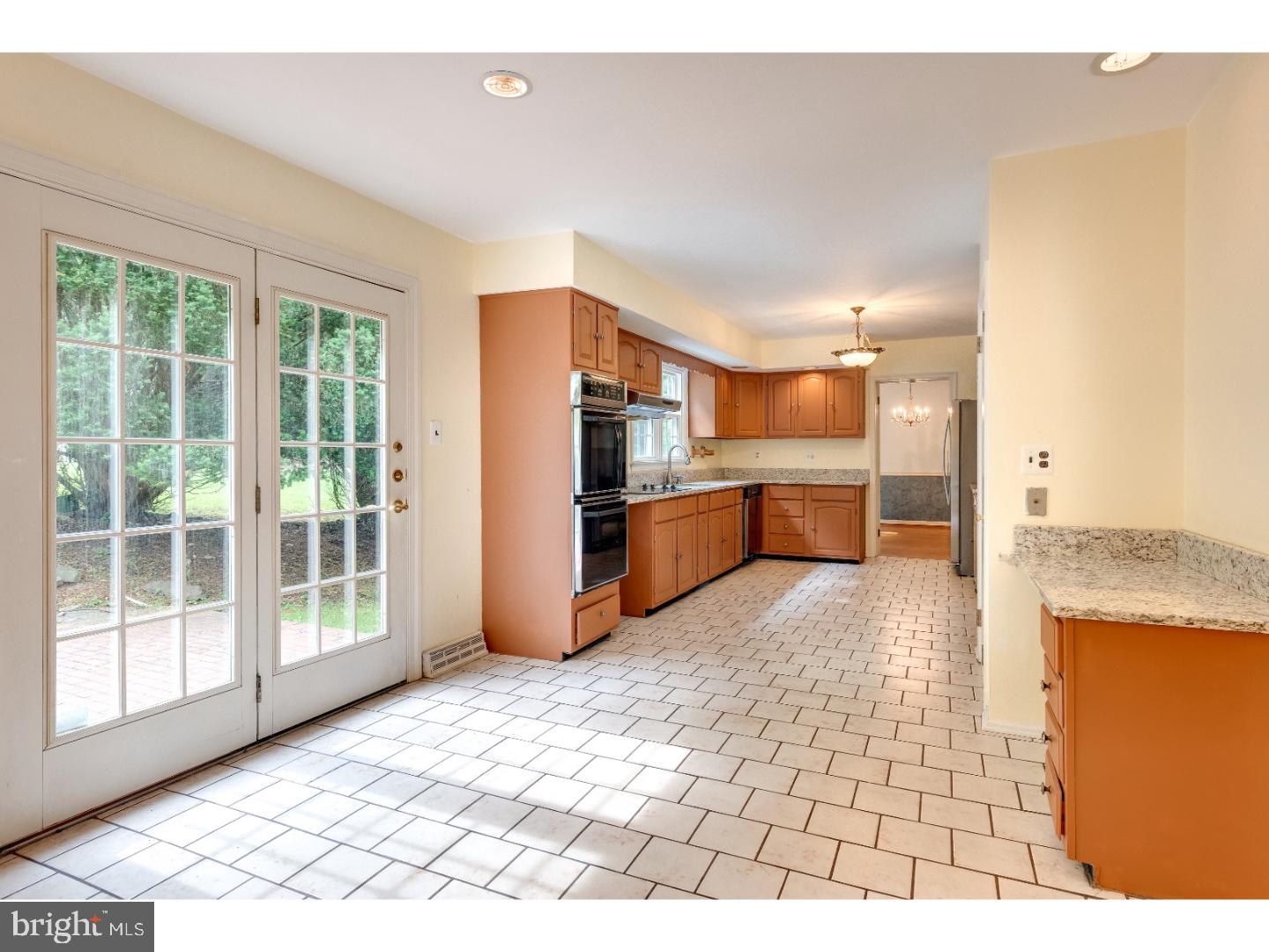 651 Limehouse Road Wayne, PA 19087 - Photo 10 of 24