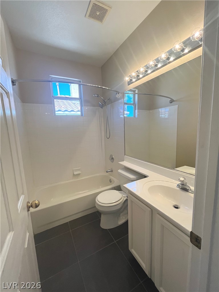 1809 Snow Spring Lane Las Vegas, NV 89134 - Photo 44 of 79 Bathroom 2 upstairs w/tub & shower combo