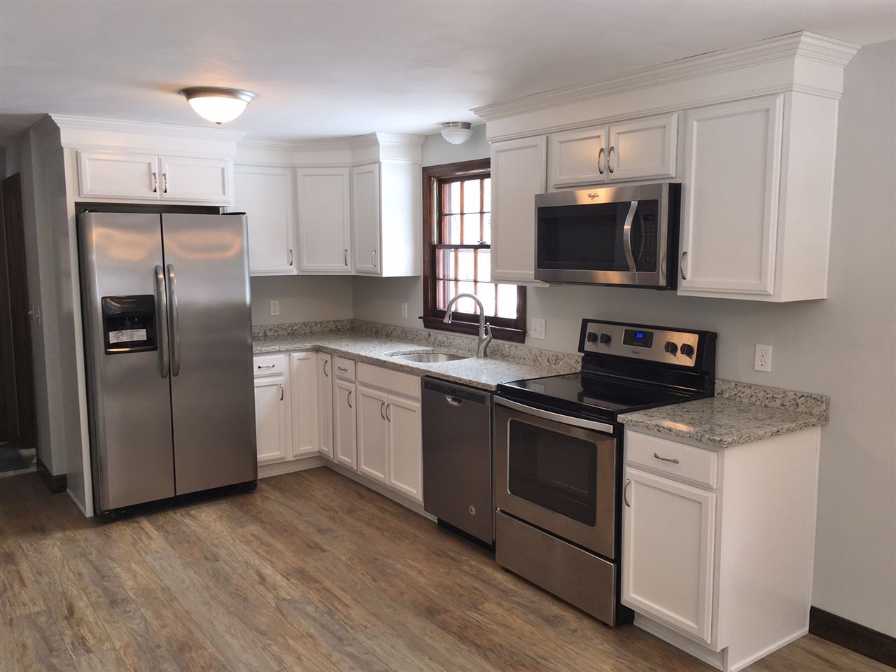 1 Riverside Drive Merrimack, NH 03054 - Photo 2 of 27
