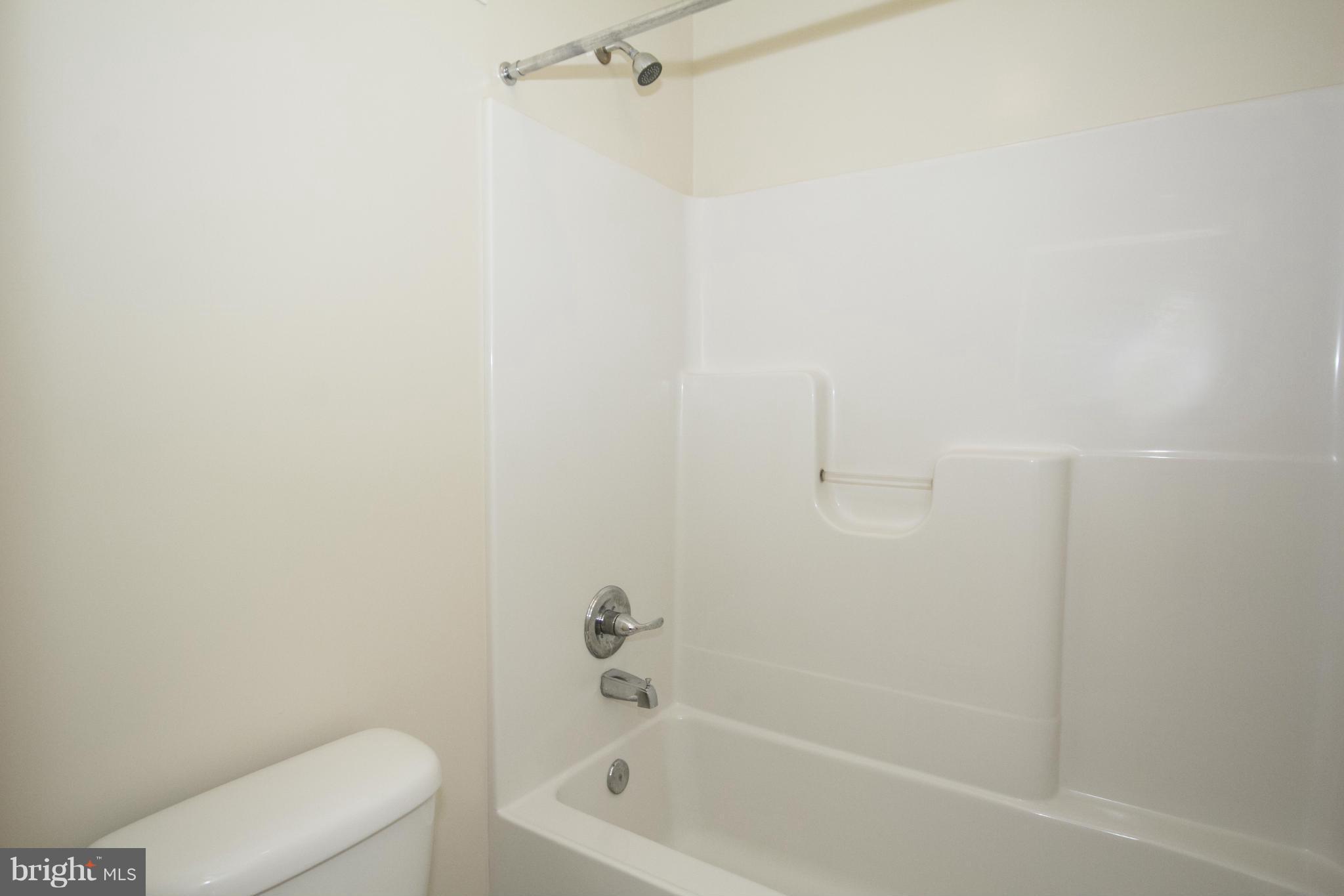 1009 Wampler Road Baltimore, MD 21220 - Photo 11 of 14 Bath (Master)