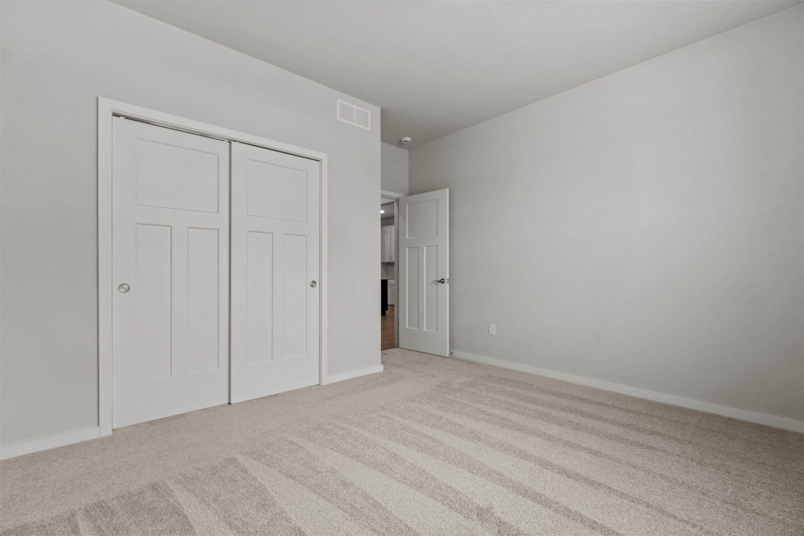 3601 Gladiolus Place Appleton, WI 54913 - Photo 8 of 37