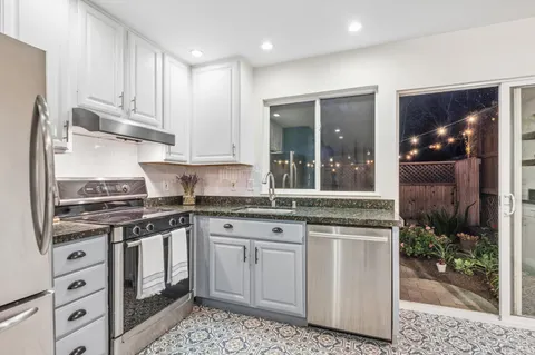 $640,000 | 3 Aries Lane, Novato, CA 94947