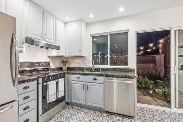 $640,000 | 3 Aries Lane, Novato, CA 94947