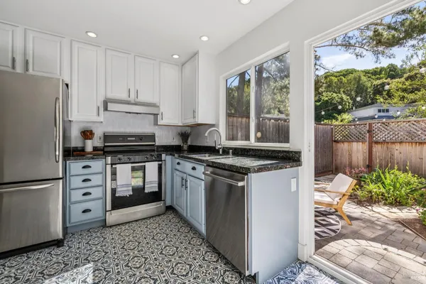 $640,000 | 3 Aries Lane, Novato, CA 94947