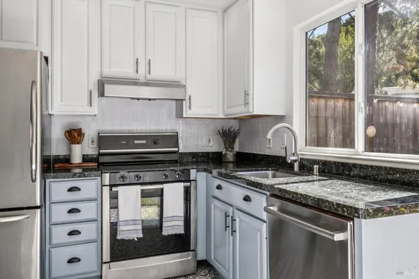 $640,000 | 3 Aries Lane, Novato, CA 94947