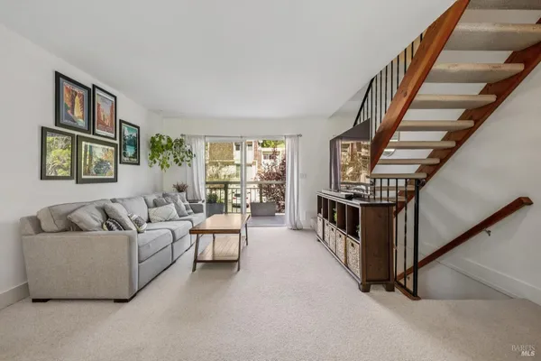 $640,000 | 3 Aries Lane, Novato, CA 94947