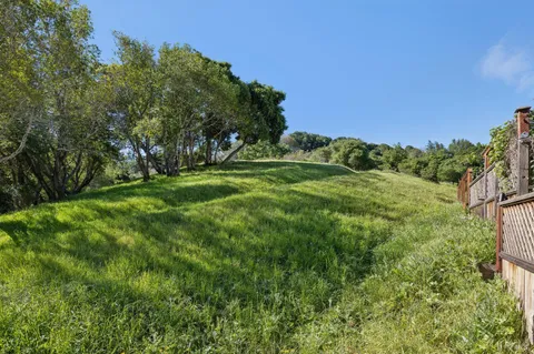 $640,000 | 3 Aries Lane, Novato, CA 94947