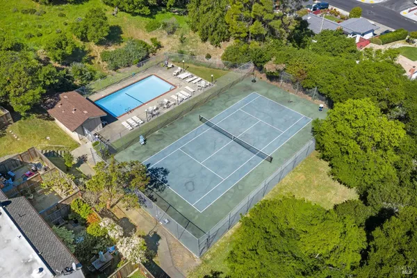 $640,000 | 3 Aries Lane, Novato, CA 94947