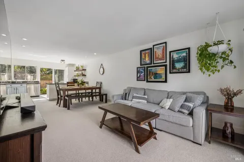 $640,000 | 3 Aries Lane, Novato, CA 94947