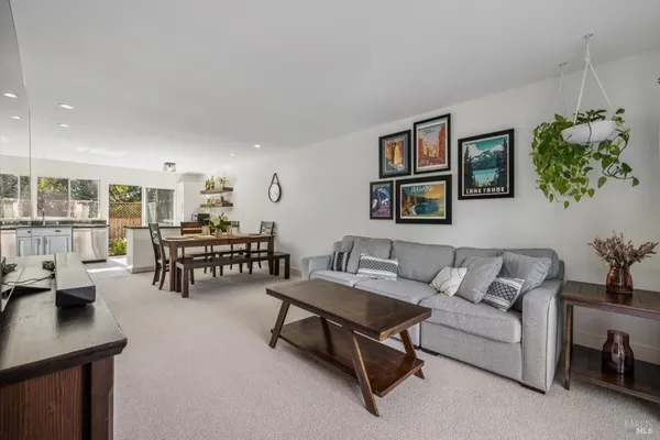 $640,000 | 3 Aries Lane, Novato, CA 94947