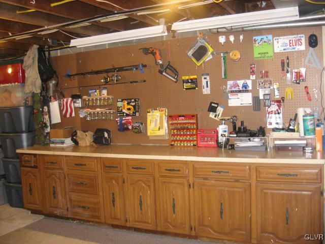 4189 Howertown Road Northampton, PA 18067 - Photo 17 of 35 Gallery Image 17