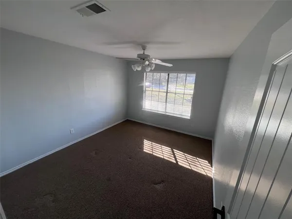 $2,500 | 818 Fairlawn Drive, Duncanville, TX 75116