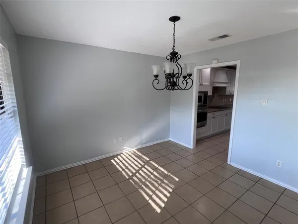 $2,500 | 818 Fairlawn Drive, Duncanville, TX 75116