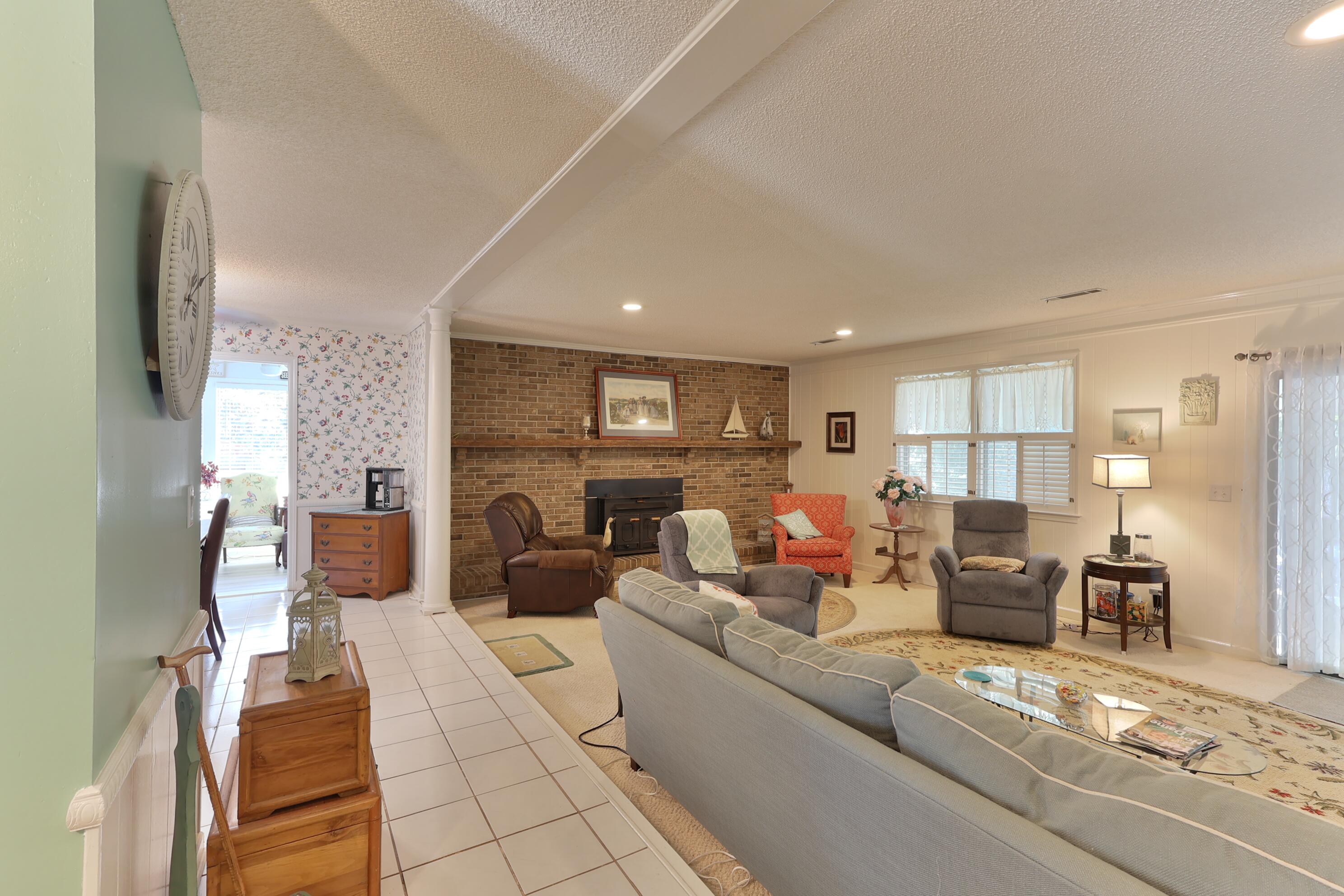 2389 Clematis Trail Sumter, SC 29150 - Photo 8 of 41